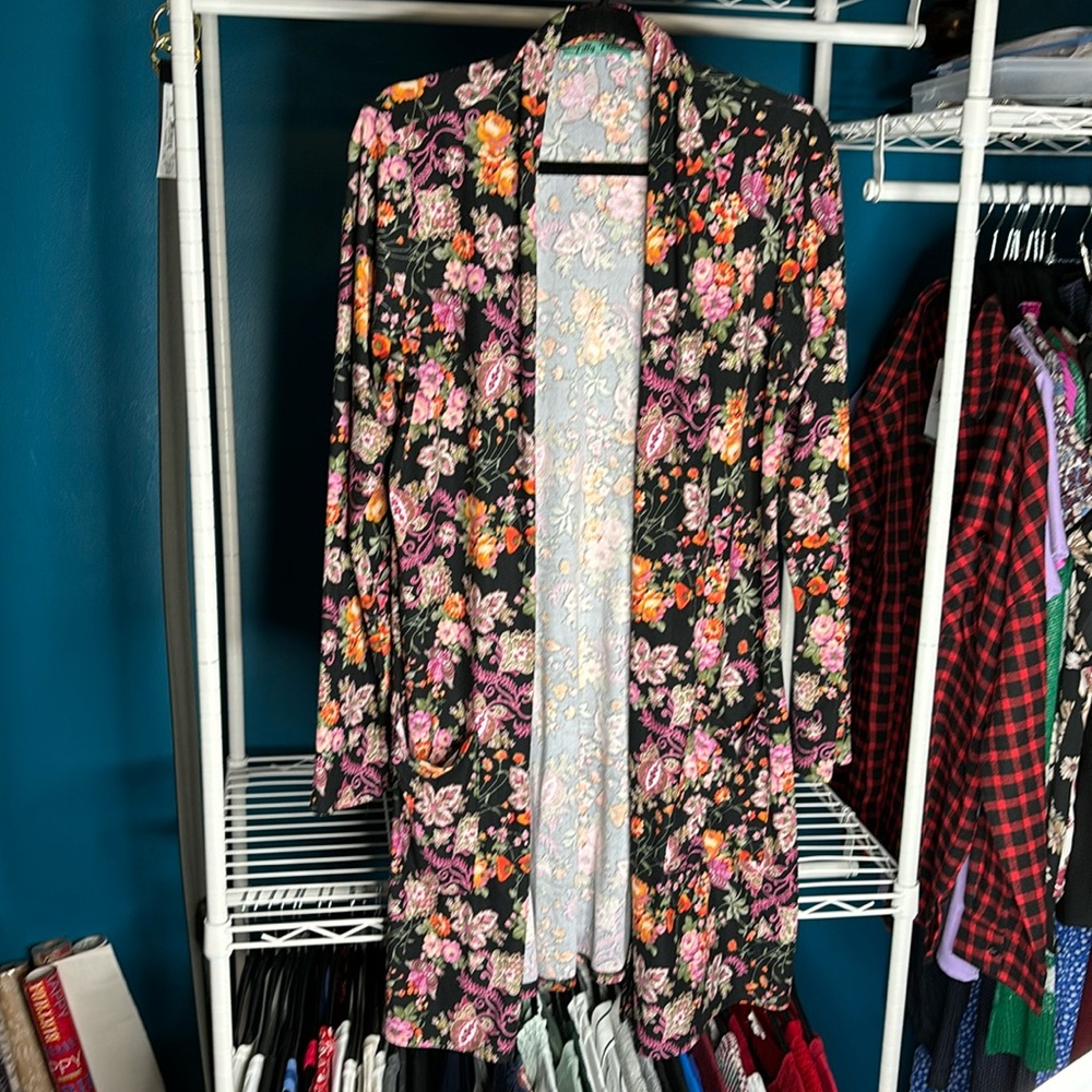Filly Flair women’s cardigan floral